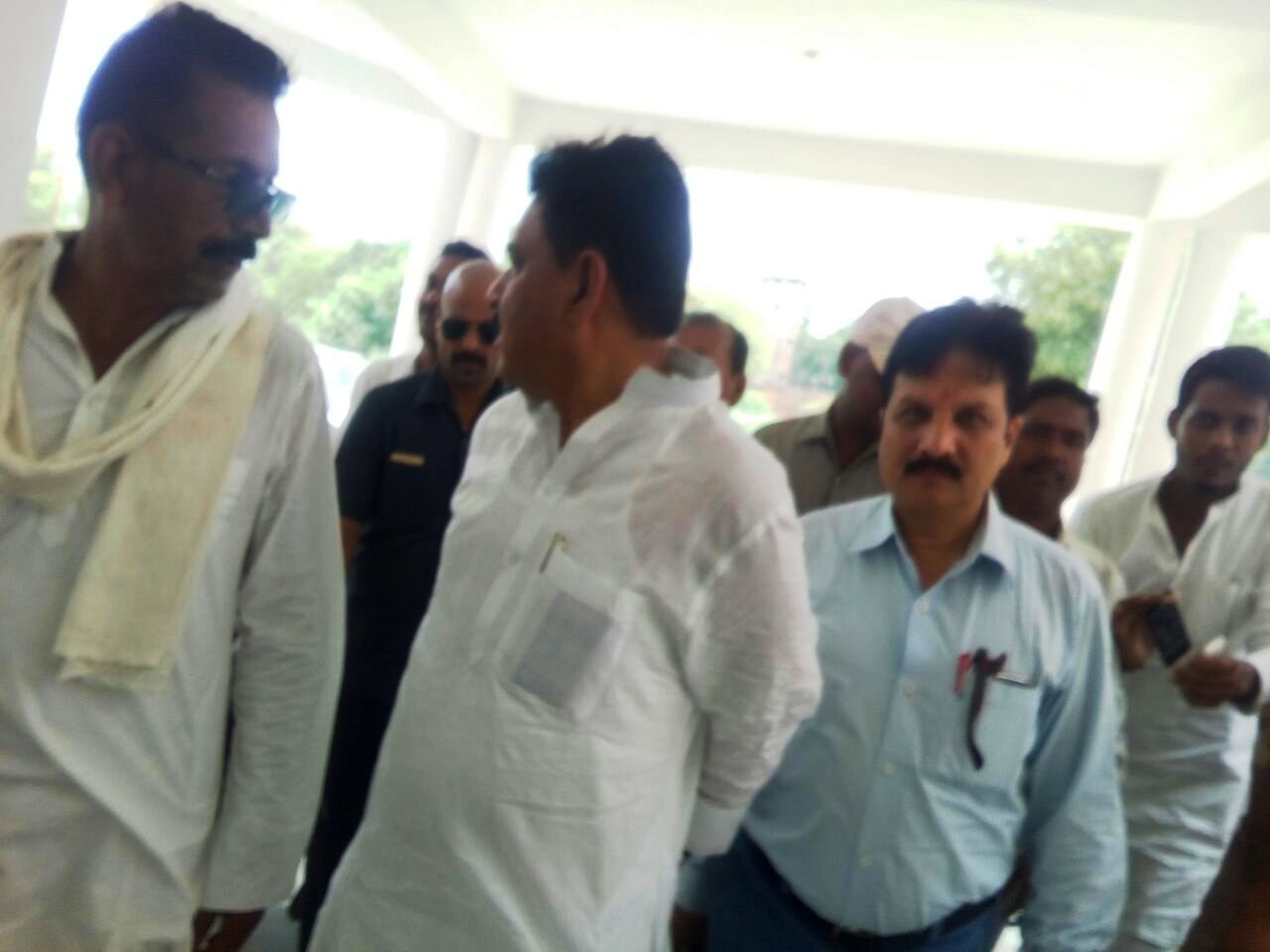 निर्माणाधीन शहीद मंगल पांडेय राजकीय महिला महाविद्यालय नगवा के चप्पे चप्पे का जायजा लिया नारद राय ने