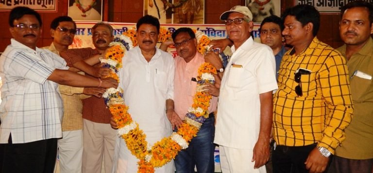 SAVIDA KARMI NARAD  BALLIA