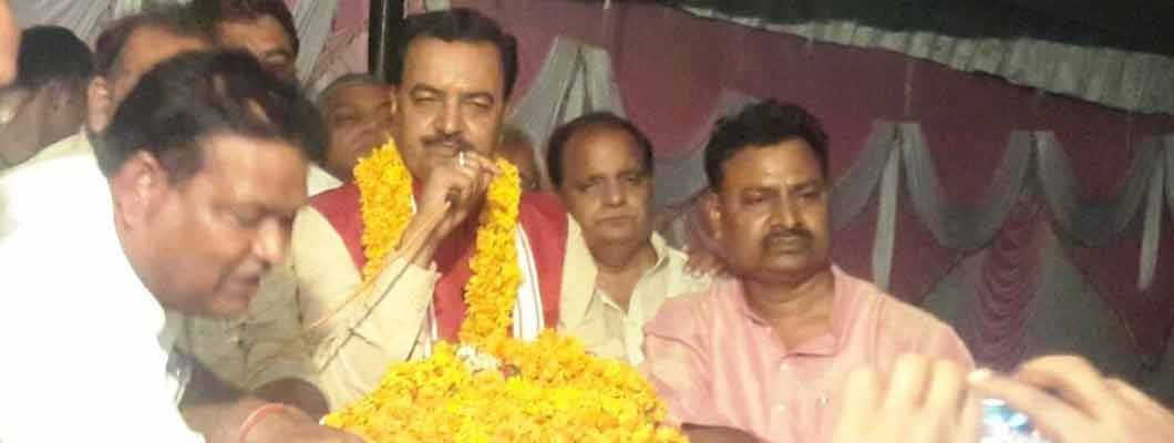 सिकंदरपुर में रविवार को भाजपा कार्यकर्ताओं को संबोधित करते प्रदेश अध्यक्ष केशव प्रसाद मौर्य
