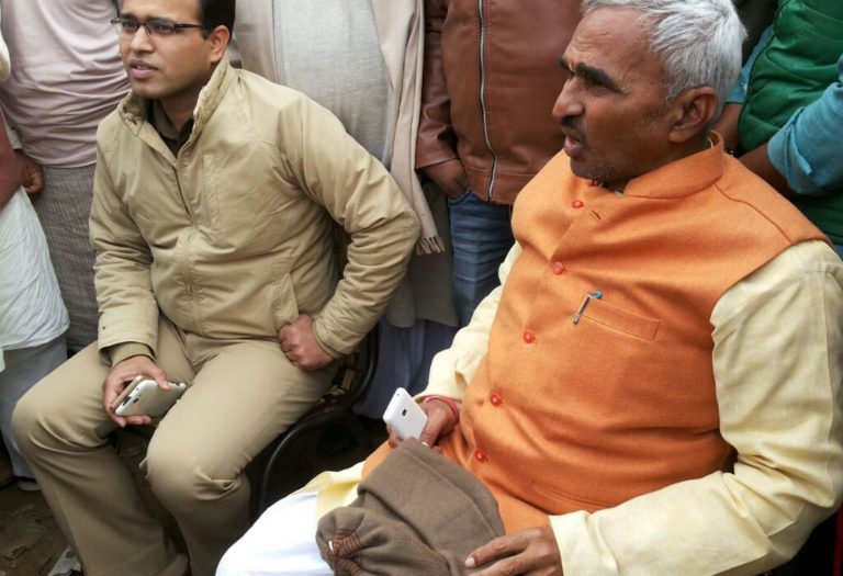 MAJHAUWA-CO-KE-SATH-VIDHAYA.jpg
