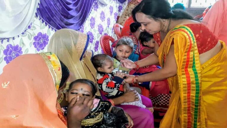 Aanganwadi_Feed-Ceremony1
