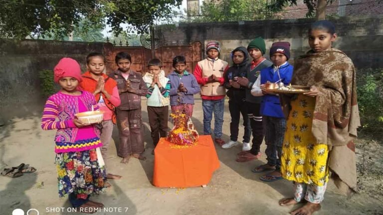 Tulsi_Worship