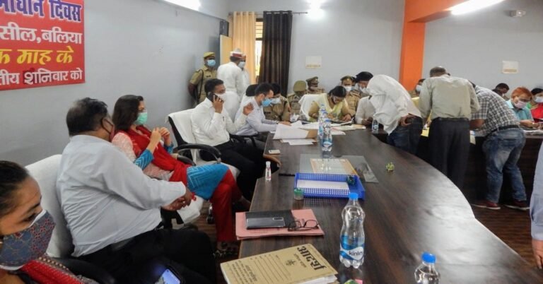 DM Ballia Aditi Singh Action