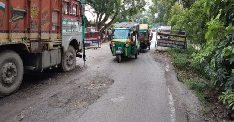 Dubhar Thana Truck