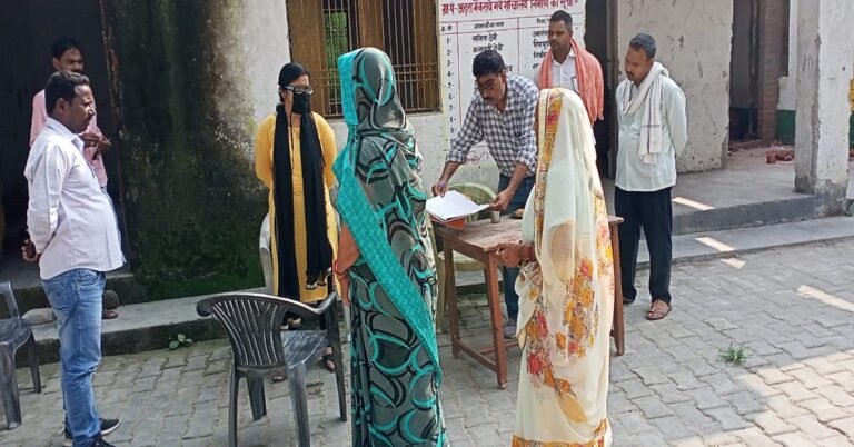 SDM Sadar on Pradhan pratinidhi