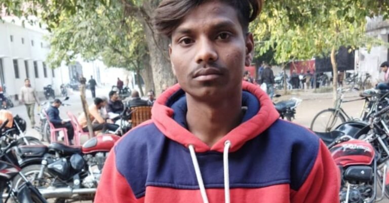 abhiyukt(1)