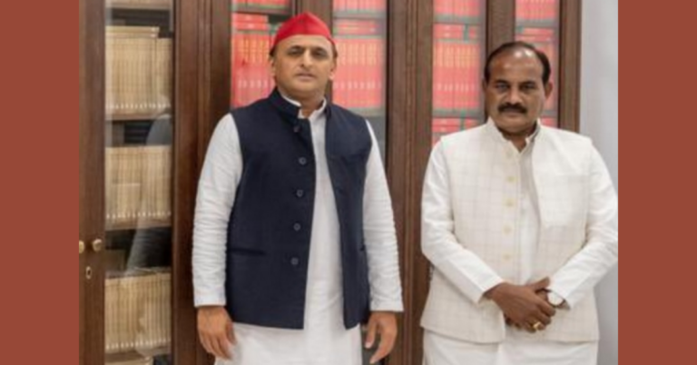 Akhilesh yadav_ Dara Singh