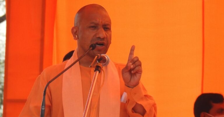 cm Yogi Adityanath(1)