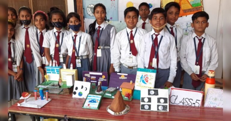 Science exhibition organized, students from Pre-Nursery to XII prepared models related to the principles of science