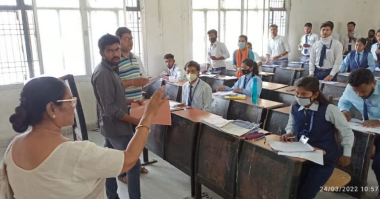 Vice Chancellor did surprise inspection of IBM examination center