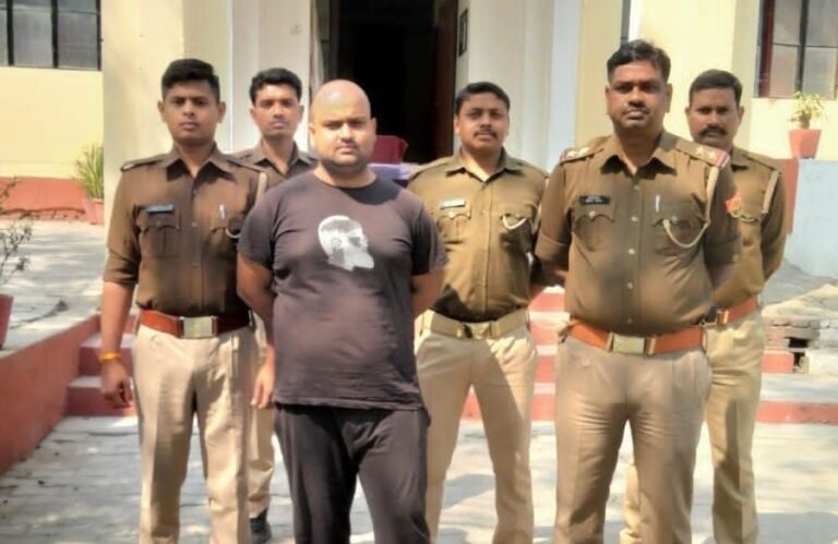 maniyar police with criminal