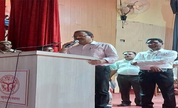 Appointment letter given to 191 ANM in Ganga Multipurpose Auditorium, Ballia