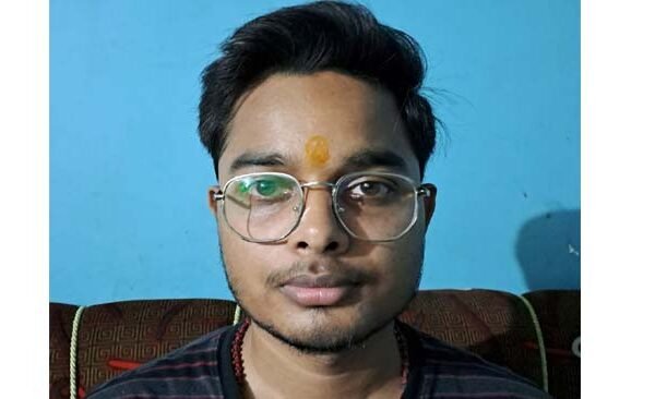 Atul Jaiswal got success in NEET exam
