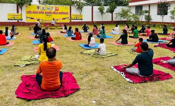 In Shaheed Mangal Pandey Government Women's College, girl students performed various yogasanas on International Yoga Day.