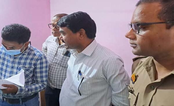 Officials seized two ultrasound centers operating illegally in Rasra
