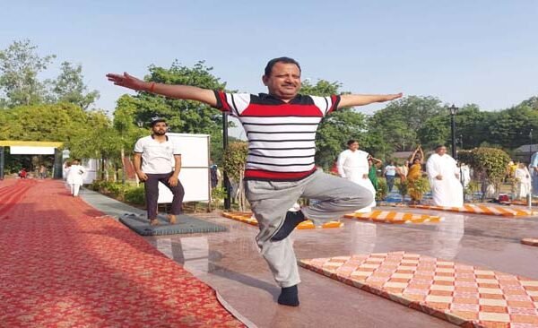 Yoga camp started in Ballia