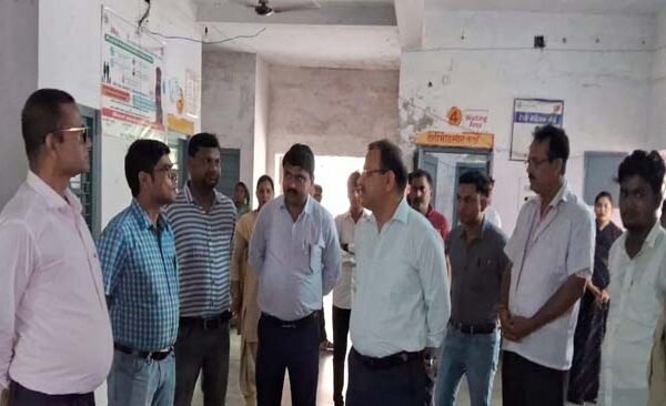 Community Health Center DM did a surprise inspection, reprimanded the responsible officials