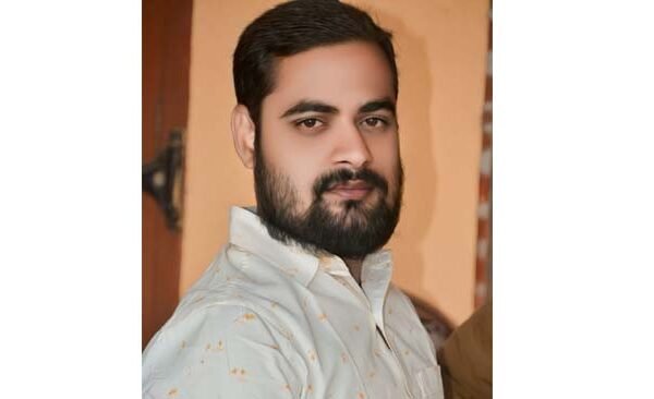 Congress people rejoice over the nomination of Avnish Tiwari as state secretary