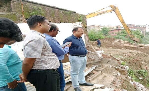 DM expressed displeasure over the slow pace of work