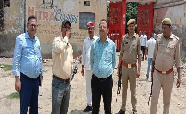 District Magistrate inspected the work of beautification of Ramlila Maidan