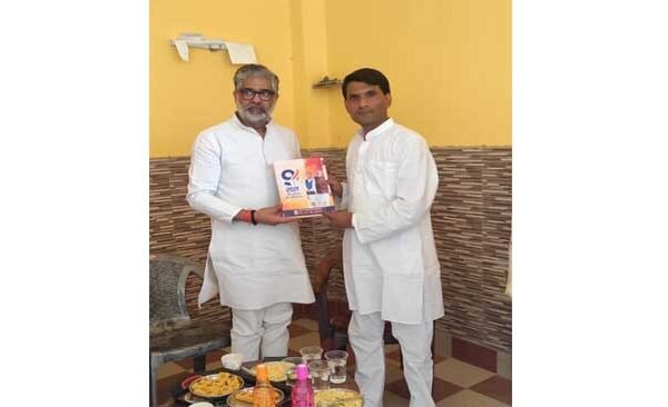 Rajya Sabha MP Neeraj Shekhar told the achievements of the government after meeting the intellectuals