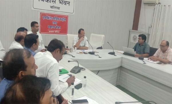 The District Magistrate expressed concern over illegal mining and transportation in Ballia, gave instructions to the officers