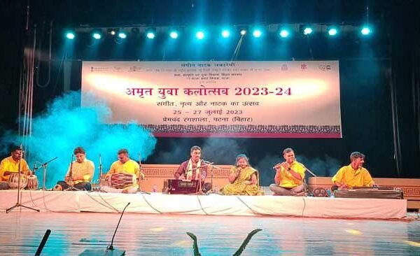 Amrit Yuva Kalotsav 2023-24 begins, Premchand Rangshala was packed, art lovers were mesmerized