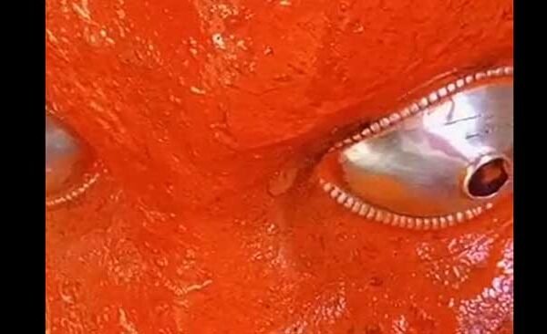dripping tears from hanuman idol in banda local people visit for darshan