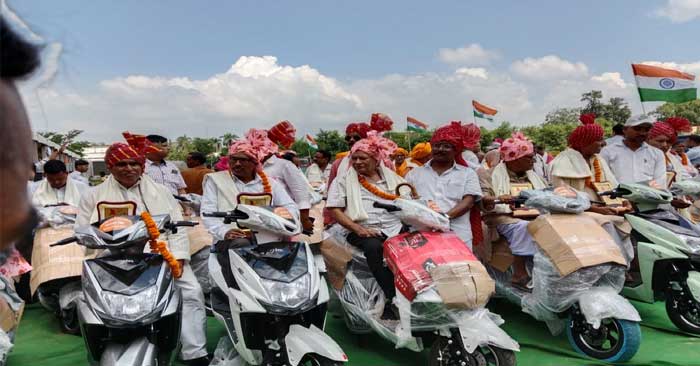 Ballia Sacrifice Day: Deputy Chief Minister Brajesh Pathak participated as the chief guest