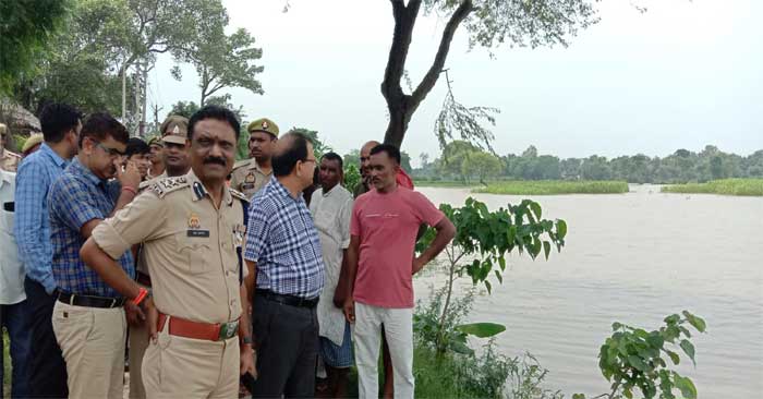 District Magistrate took stock of flood affected areas