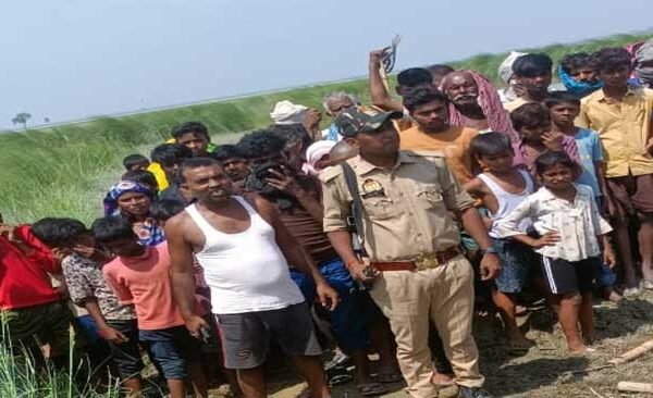 Sensation spread in the area after the dead body was found on the banks of Ghaghra
