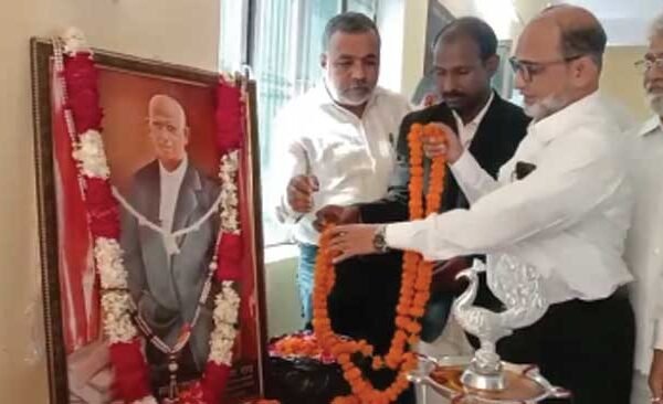 Advocate late celebrated with simplicity. 10th death anniversary of Abhay Narayan Rai