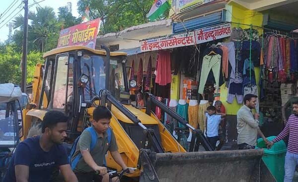 Demolished encroachments from roads, created panic among encroachers
