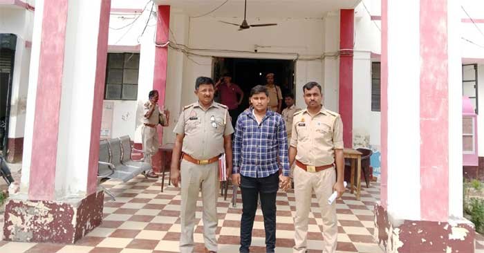 Proclaimed criminal carrying Rs 10,000 reward arrested