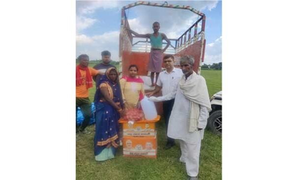 A sense of relief was visible on the faces of displaced families after receiving the material.