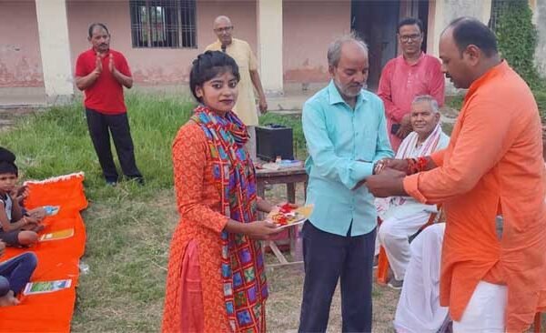 The festival of Rakshabandhan was celebrated with great pomp at the Bal Sanskar Kendra.