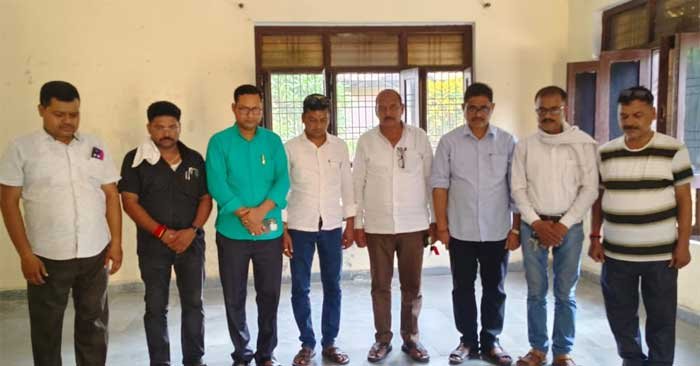 Tribute and condolence meeting organized on the demise of senior journalist and democracy fighter