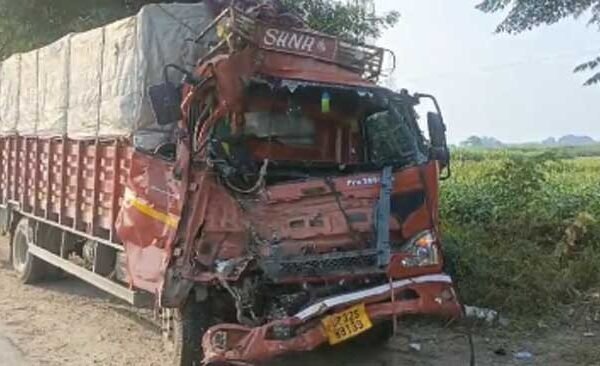 Heavy collision between DCA and Roadways bus, DCM driver dead, child passengers dead