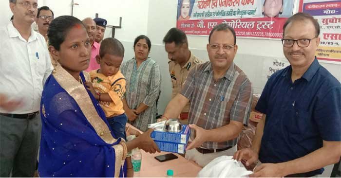 District Magistrate and Superintendent of Police participated in the camp organized in the District Hospital for free operation of congenital cleft lip and palate.