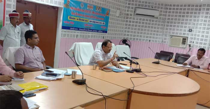 Review of the meeting of the District Implementation and Coordination Committee of Gram Panchayat Development Scheme conducted by the District Magistrate
