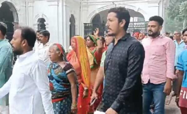 People of Parmandapur village demonstrated in the collectorate, demanding disclosure of Veena Srivastava murder case.