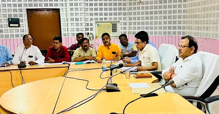 District level inter-departmental coordination committee meeting for communicable disease control and Dastak campaign was held under the chairmanship of the District Magistrate.