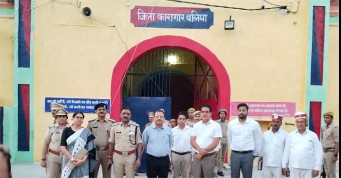 District Judge along with DM-SP conducted surprise inspection of District Jail