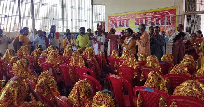 Ballia Live Navratri Special: Aarti performed by 133 girls after worshiping them on Durga Navami