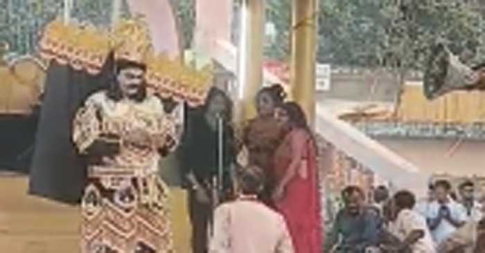 Kalyugi Ravana's wish fulfilled, he ate gutkha before killing, this video is going viral