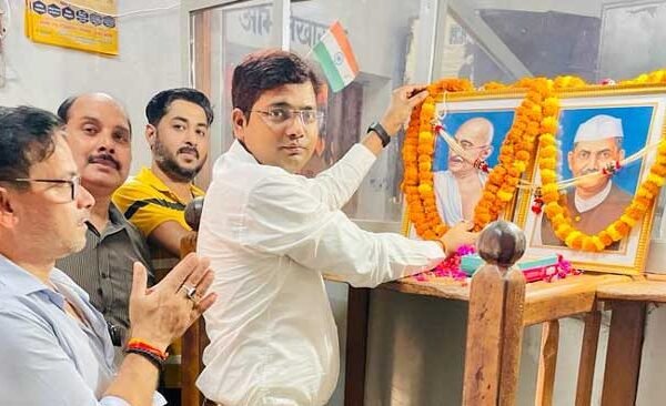 Birth anniversary of Father of the Nation Mahatma Gandhi and Shastri ji celebrated with pomp