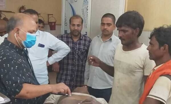 Laborer dies due to electric shock, creates chaos