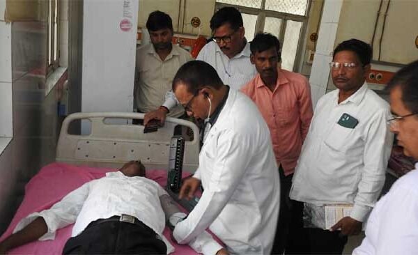 Steno fell unconscious due to DDO's rebuke, admitted to hospital