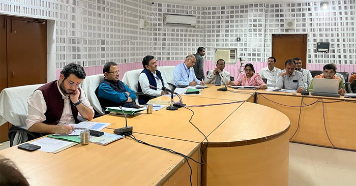 District Magistrate reviewed the District Health Committee