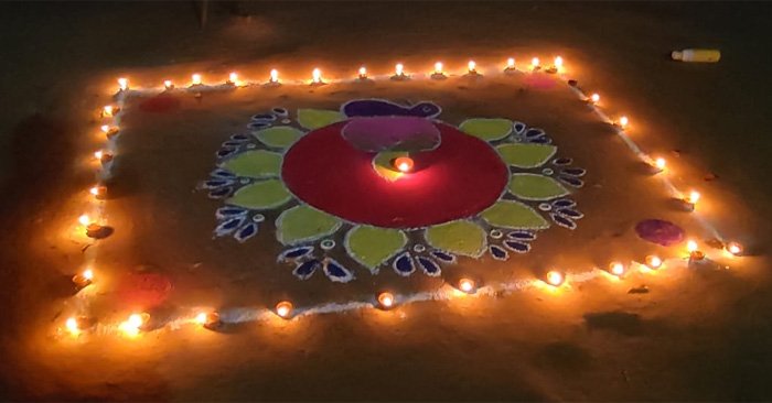 Ballia Live Special: Diwali Special - Bhrigu city illuminated with lamps as the sun sets